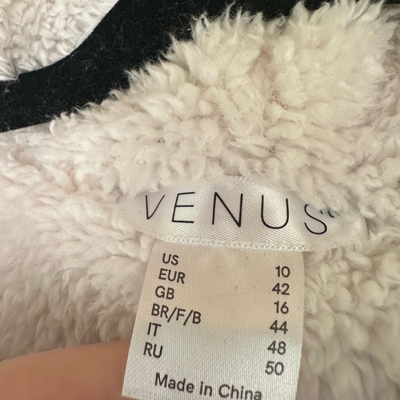 Sherpa Lined Denim Coat 🐻❄️☁️ - Picture 11 of 11